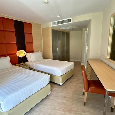 Urbana Langsuan Hotel
