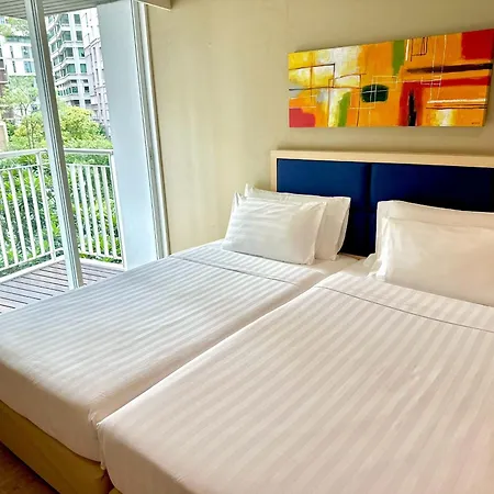 Urbana Langsuan Hotel