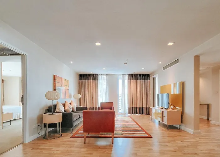 Urbana Langsuan Bangkok