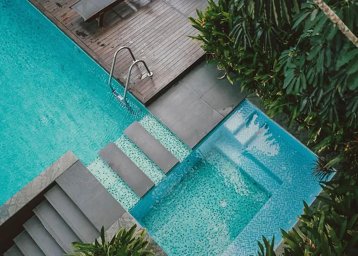 Hotel Urbana Langsuan 5*