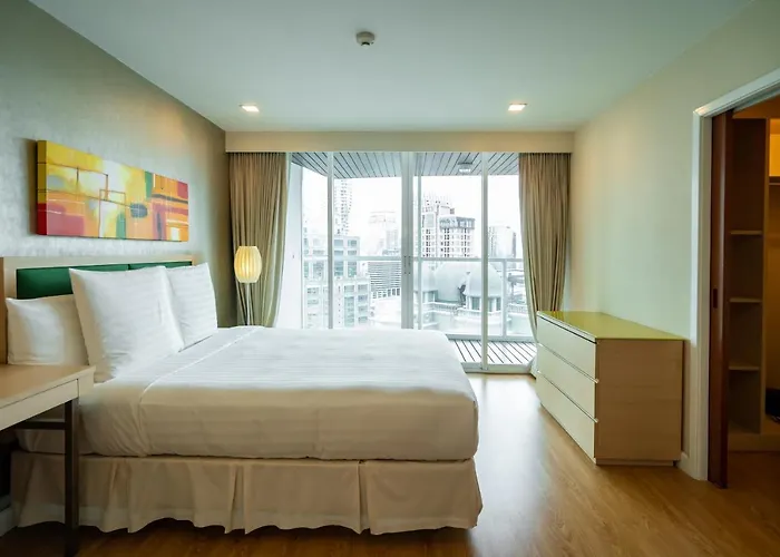 Urbana Langsuan Bangkok