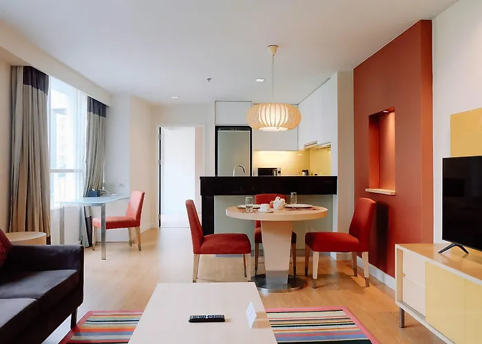 Urbana Langsuan Hotel Bangkok