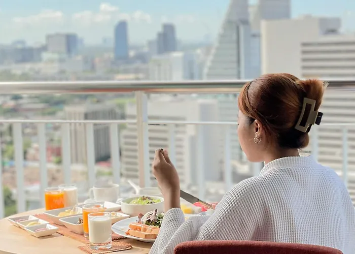 Urbana Langsuan Hotel 5*