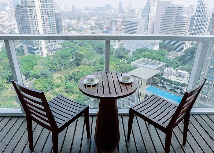 Hotel Urbana Langsuan 5*
