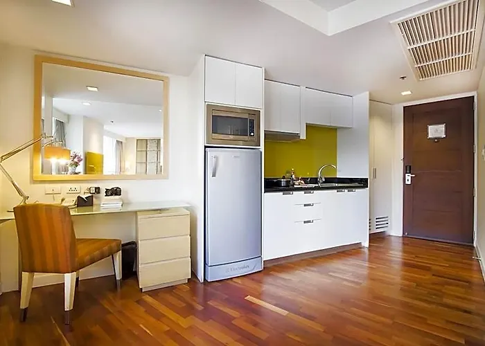 Urbana Langsuan Bangkok